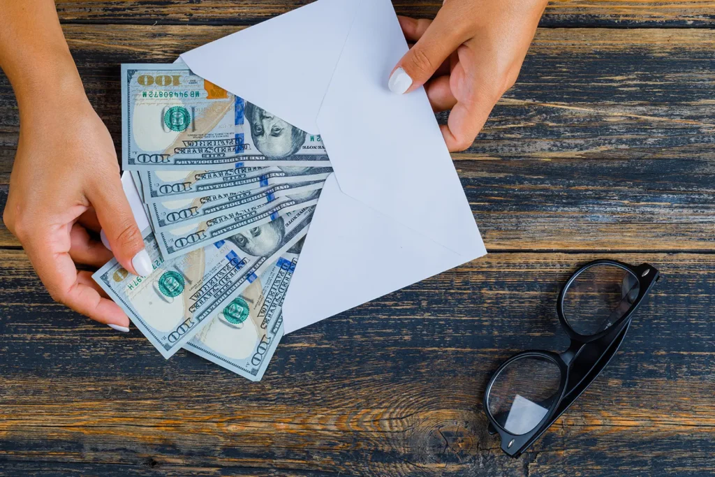 Best High-Yield Checking Accounts in 2026:  Guide to Earning More on Your Everyday Money