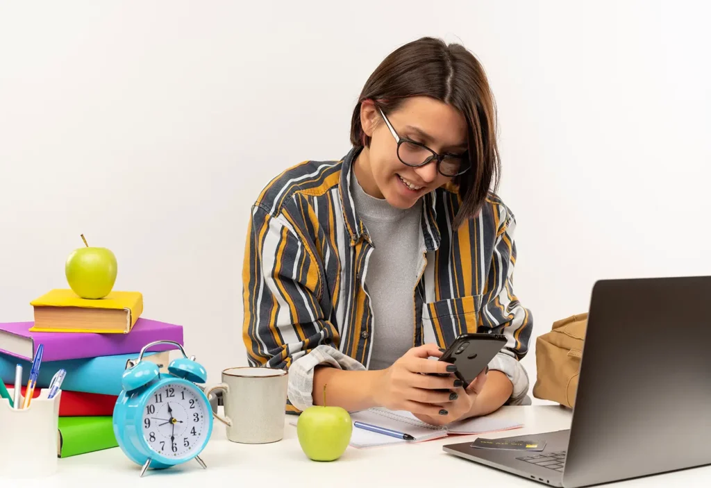 Best Financial Apps for College Students: Manage Money Smarter