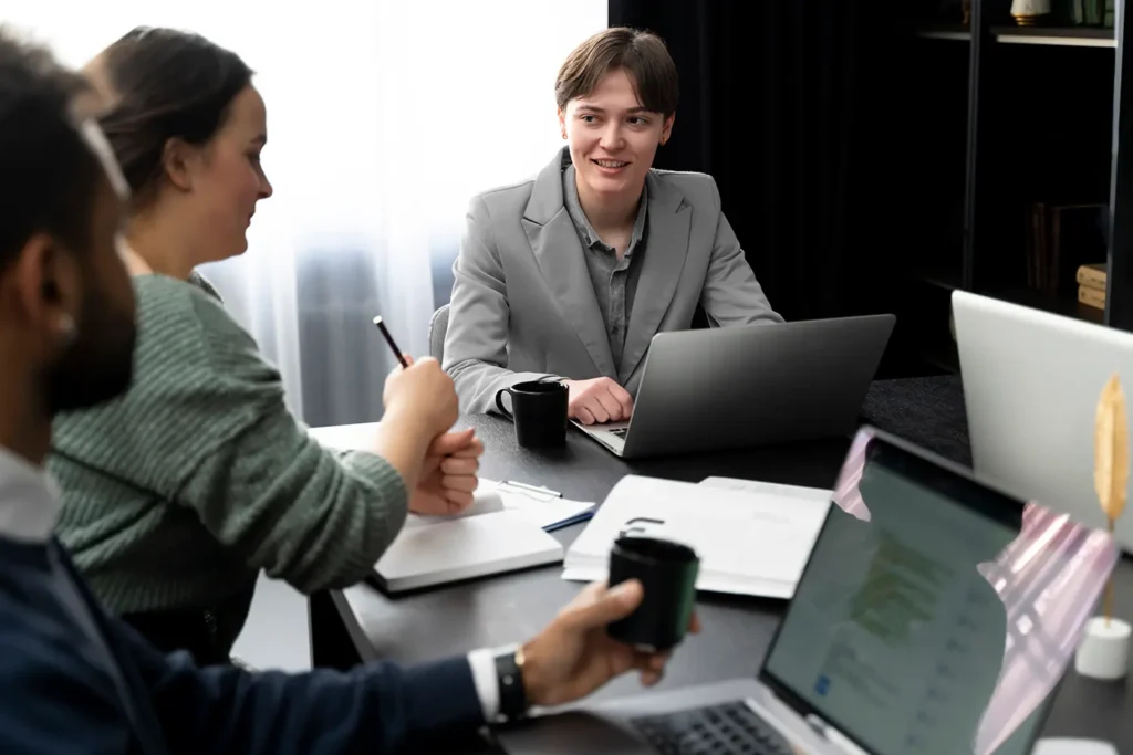 Best High-Yield Checking Accounts in 2026:  Guide to Earning More on Your Everyday Money